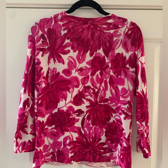 Garnet Hill Signature Merino Cardigan SZ M Fuchsia Magenta Abstract Floral - Picture 13 of 15